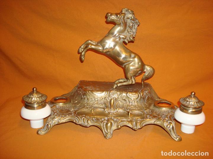 Antig&uuml;edades: Escribania de bronce caballo - Foto 3