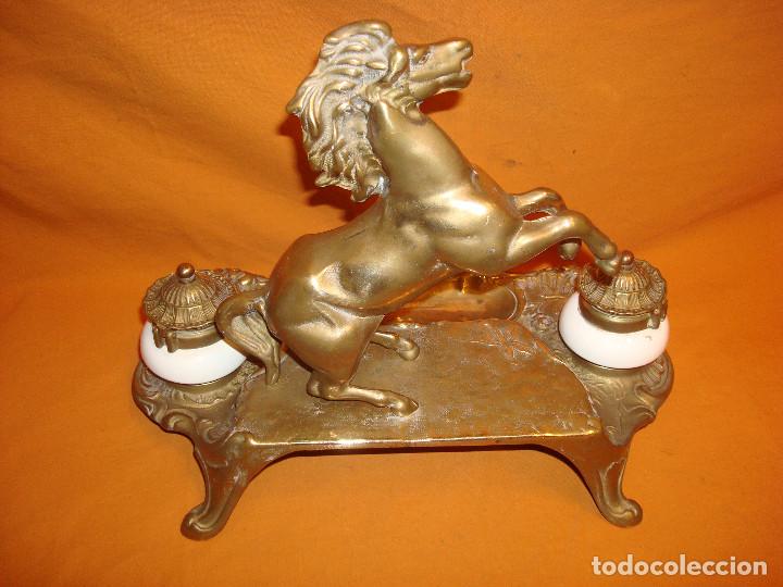 Antig&uuml;edades: Escribania de bronce caballo - Foto 6