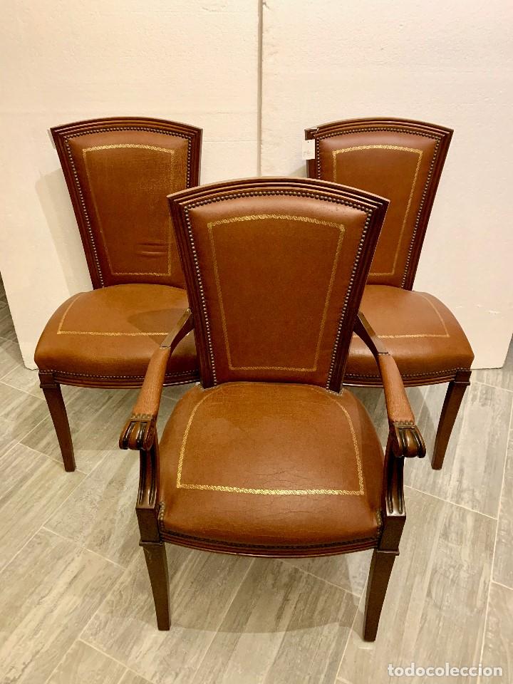 Antig&uuml;edades: - CONJUNTO SILLON Y DOS SILLAS EN PIEL - Foto 2