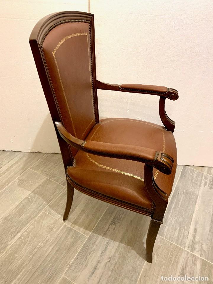 Antig&uuml;edades: - CONJUNTO SILLON Y DOS SILLAS EN PIEL - Foto 8