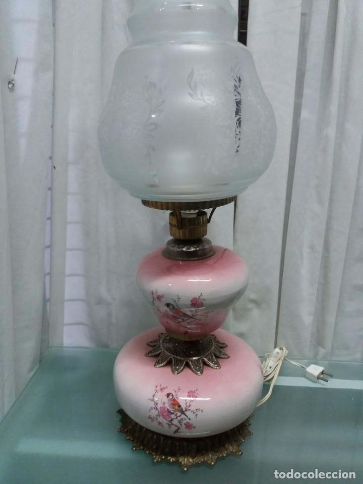Antig&uuml;edades: QUINQU&Eacute; CER&Aacute;MICA Y CRISTAL - Foto 1