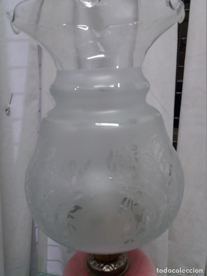 Antig&uuml;edades: QUINQU&Eacute; CER&Aacute;MICA Y CRISTAL - Foto 3