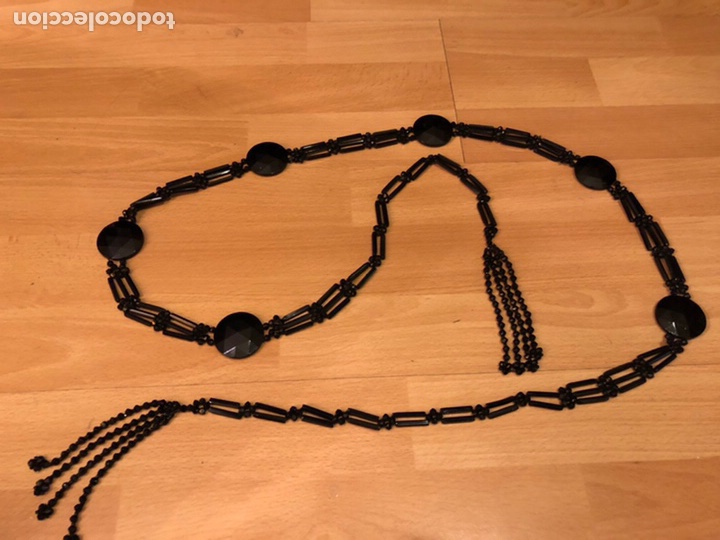 Antig&uuml;edades: Cintur&oacute;n Art Deco de azabache 175 cm - Foto 1