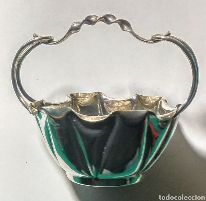 Antig&uuml;edades: Antigua cesta de plata. - Foto 2