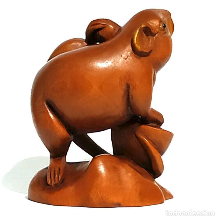 Antig&uuml;edades: Netsuke japones de madera, Raton con moneda - Foto 2