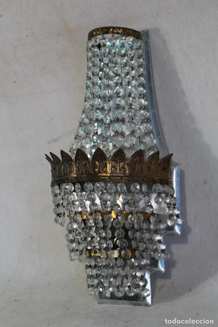 Antig&uuml;edades: aplique en metal y cristales de roca - Foto 5