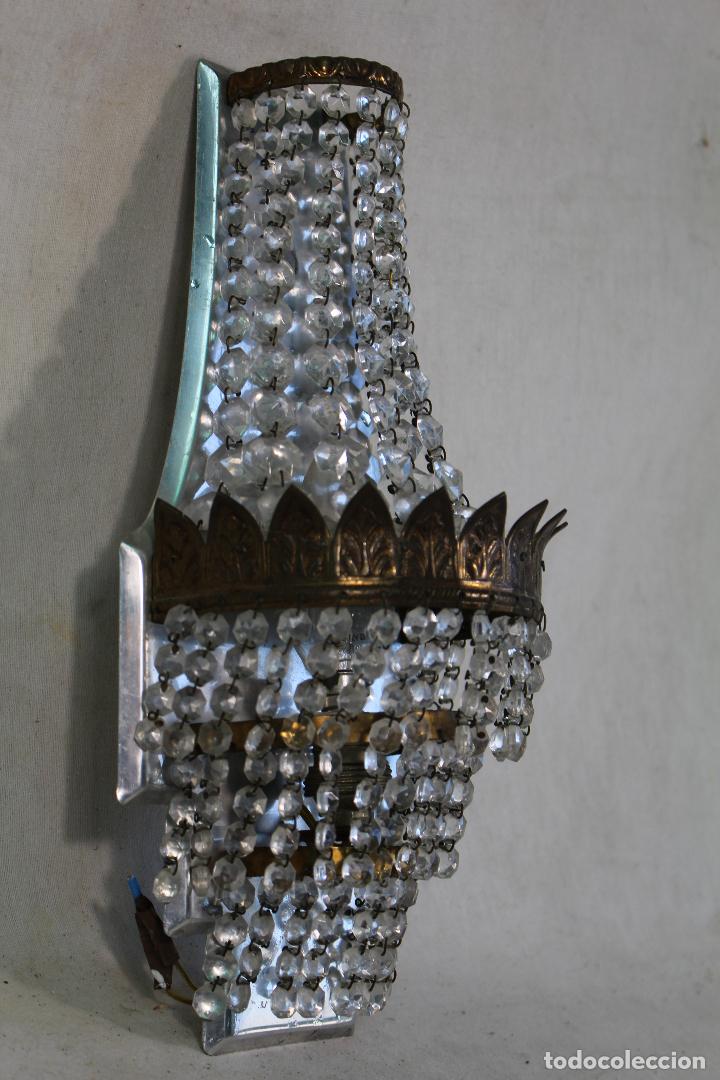 Antig&uuml;edades: aplique en metal y cristales de roca - Foto 6