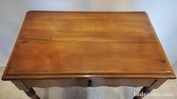 Antig&uuml;edades: MESA AUXILIAR BAJA DE MADERA - Foto 6