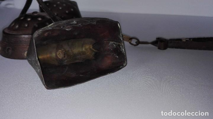 Antig&uuml;edades: CAMPANA LLAMADOR DE TECHO - Foto 10