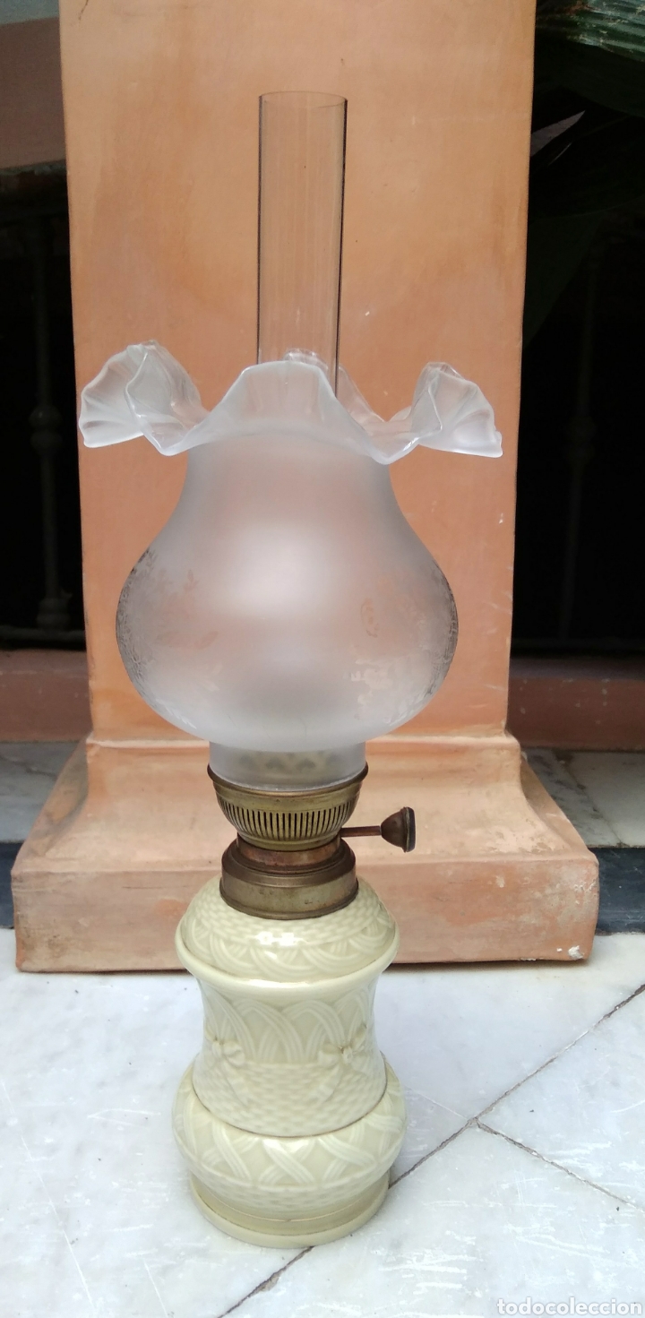 Antig&uuml;edades: Quinqu&eacute; de porcelana - Foto 1