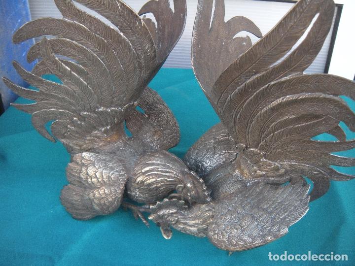 Antig&uuml;edades: GALLOS DE PELEA MET&Aacute;LICOS - Foto 1