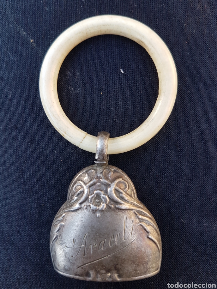 Antiquit&eacute;s: ANTIGUA CAMPANA DE PLATA