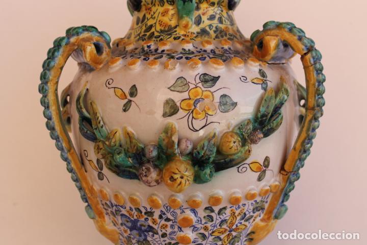 Antig&uuml;edades: JARRON DE CERAMICA DE MANISES - Foto 3