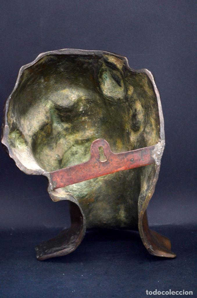 Antig&uuml;edades: CARA DE BRONCE PARA COLGAR EN PARED - Foto 2