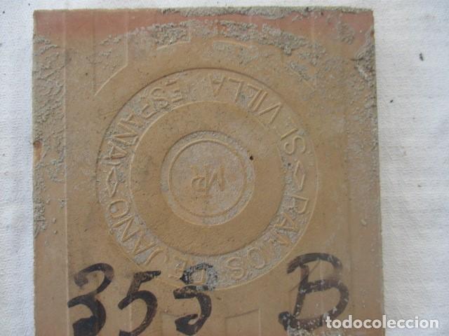 Antig&uuml;edades: Azulejo Ramos Rejano - Foto 2