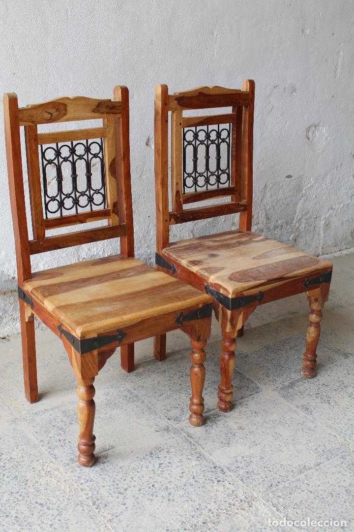 Antig&uuml;edades: 2 sillas rusticas en madera y hierro de forja - Foto 3