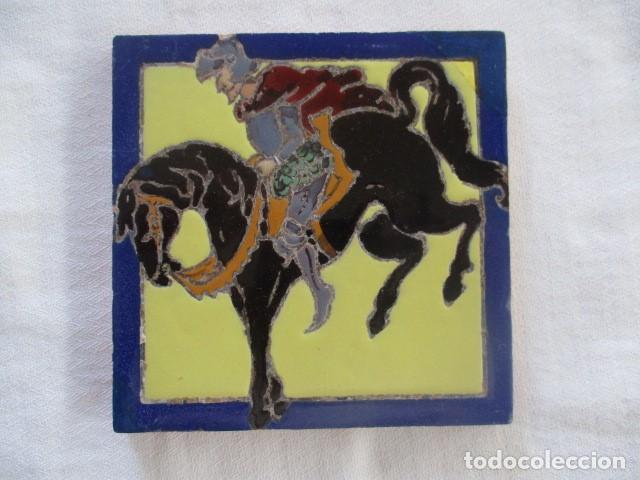Antig&uuml;edades: Azulejo heraldico Ramos Rejano - Foto 1