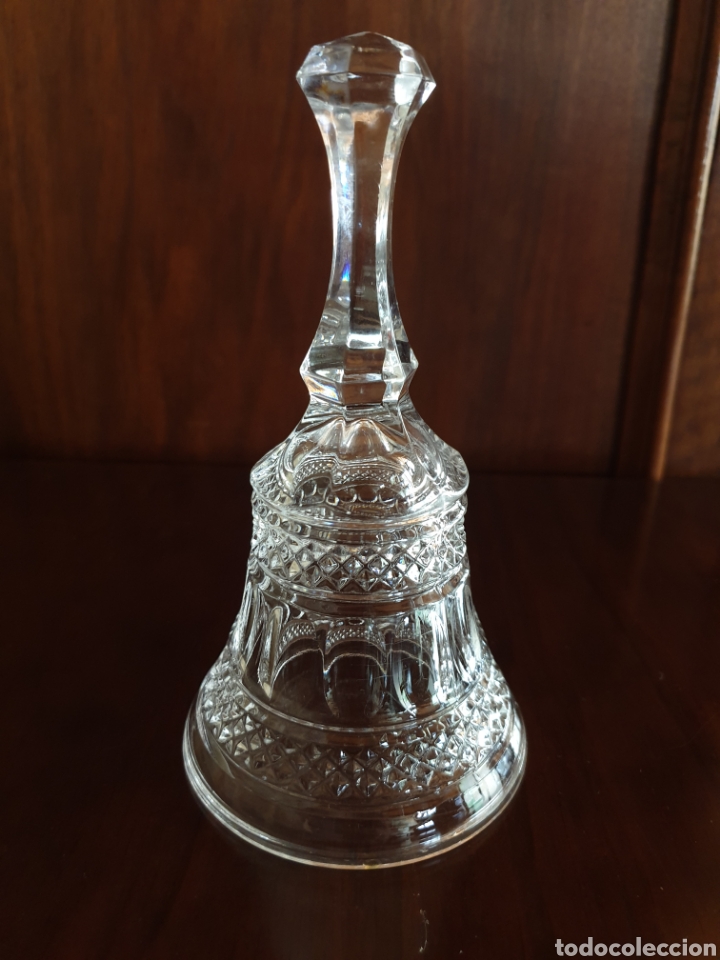 Antig&uuml;edades: Campana apagavelas de cristal