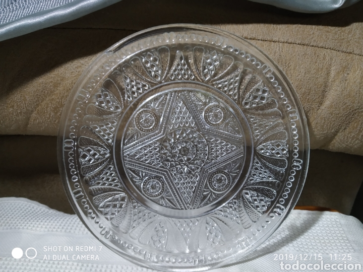 Antig&uuml;edades: antiguo plato de cristal 16cm. - Foto 1