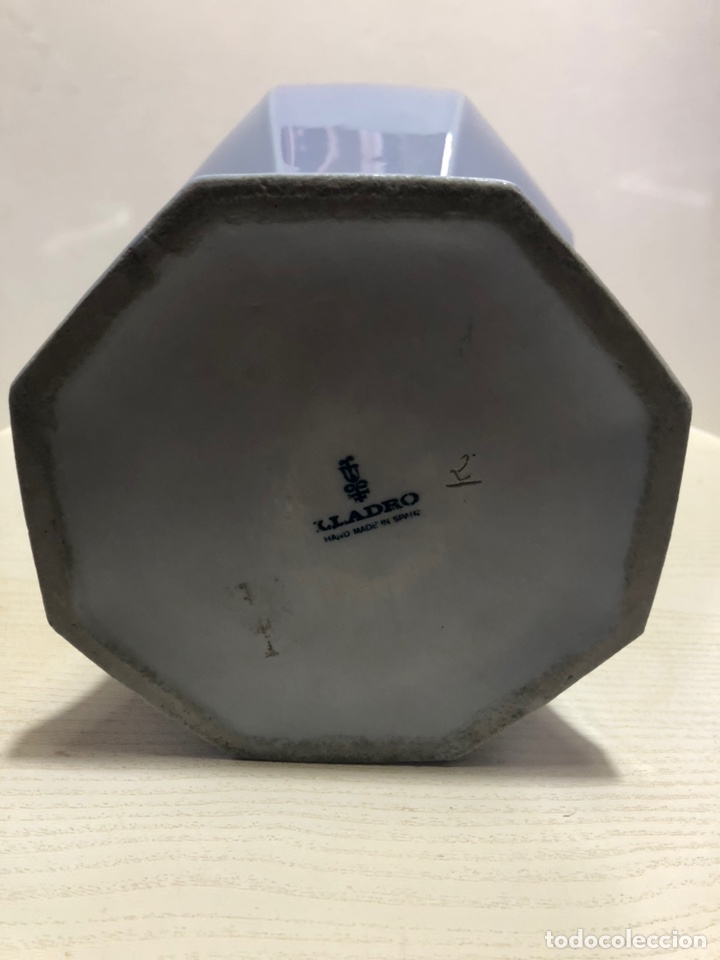 Antig&uuml;edades: REF: 01004744 &ldquo;JARR&Oacute;N OCTOGONAL AZUL&rdquo; LLADR&Oacute; - Foto 4