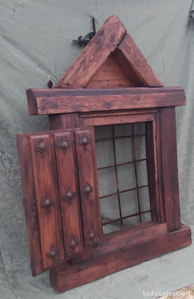 Antig&uuml;edades: Reja de madera y forja - Foto 2
