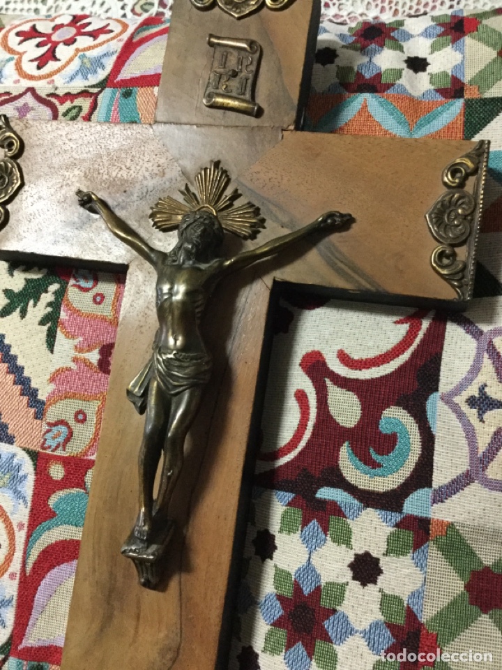 Antig&uuml;edades: CRUCIFIJO EN MADERA PARA PARED - Foto 2