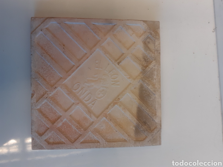 Antig&uuml;edades: AZULEJO ANTIGUO MOD. EL LEON DE ONDA - Foto 2