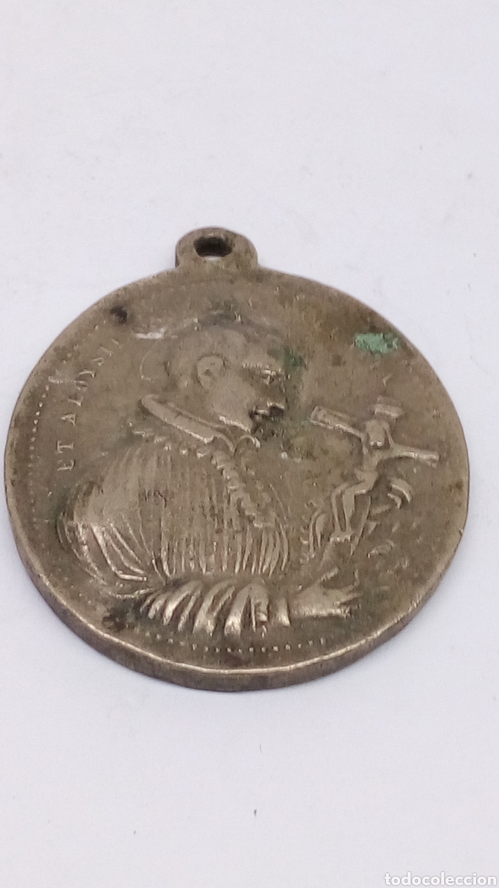 Antig&uuml;edades: Medalla de plata religiosa - Foto 1
