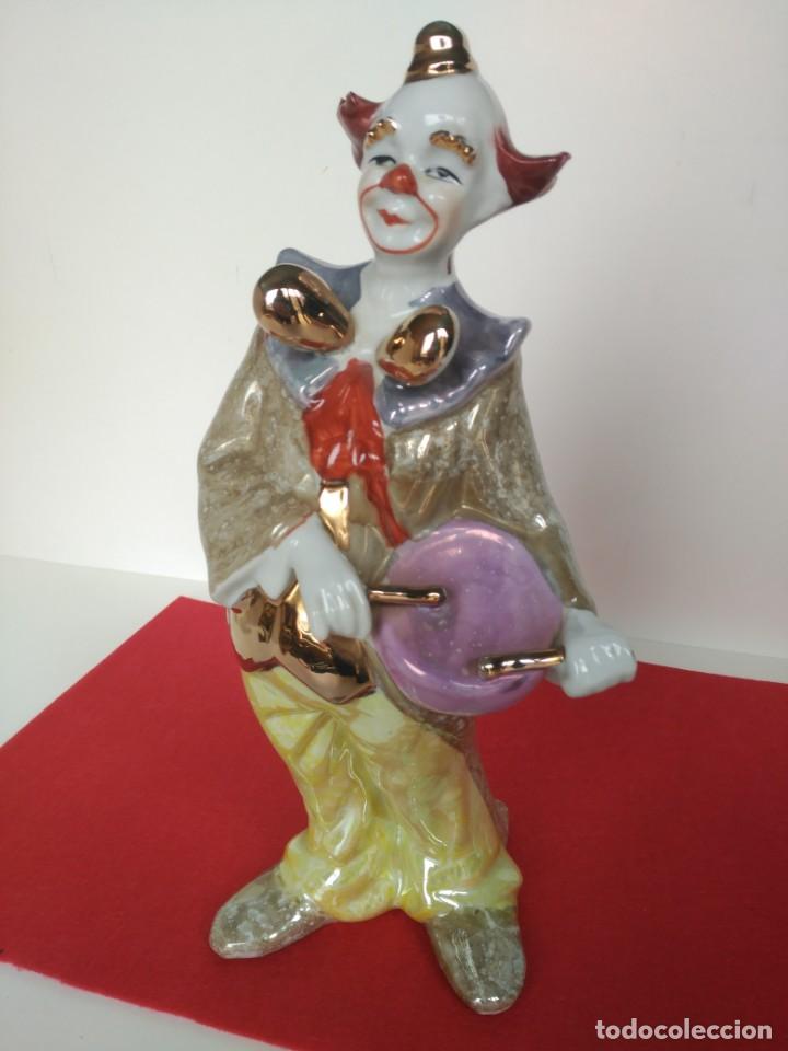 Antig&uuml;edades: Payaso de porcelana, con reflejos - Foto 1