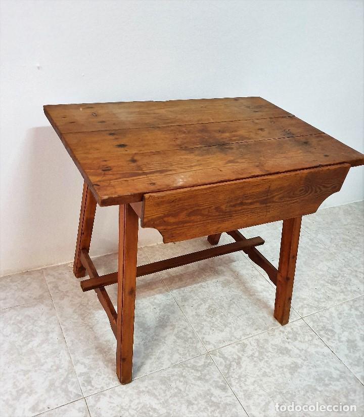 Antig&uuml;edades: ANTIGUA MESA TOCINERACON CAJON - Foto 2