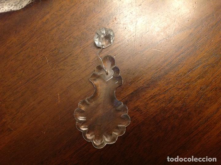 Antig&uuml;edades: Lagrima de cristal de lampara antigua