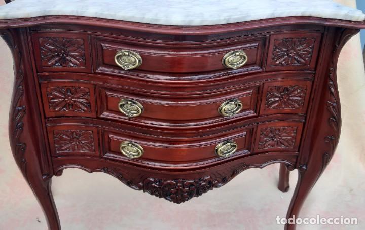 Antig&uuml;edades: Consola de madera y m&aacute;rmol - Foto 3