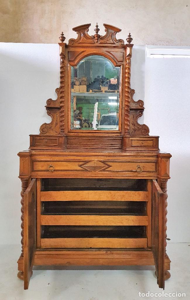 Antig&uuml;edades: ANTIGUA COMODA SALOMONICA - Foto 3