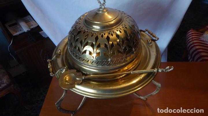 Antig&uuml;edades: Brasero con badila,y pie de bronce, - Foto 5