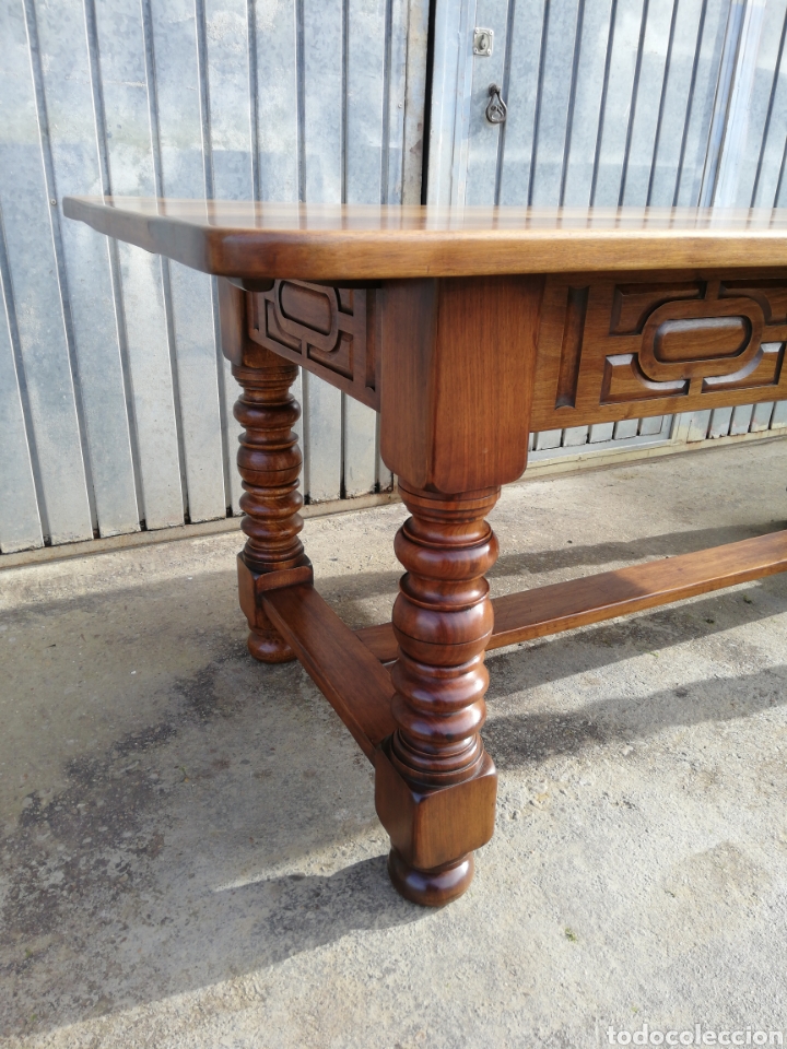 Antig&uuml;edades: Mesa nogal restaurada - Foto 4