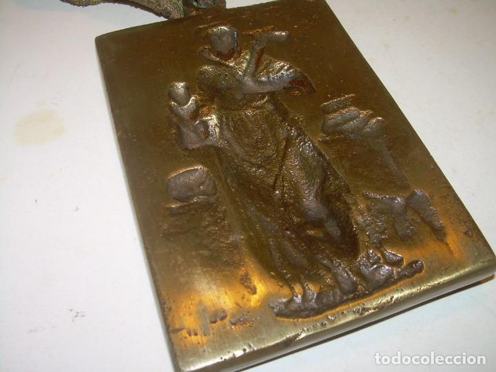 Antig&uuml;edades: ANTIGUO PORTA PAZ DE BRONCE. - Foto 4