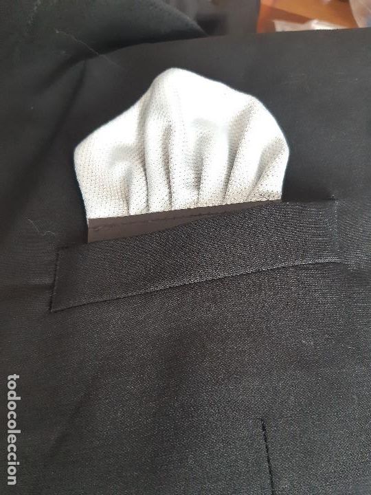 Antig&uuml;edades: CHAQU&Eacute; COMPLETO: CHAQU&Eacute;, PANTAL&Oacute;N, CHALECO Y CORBATA. - Foto 3