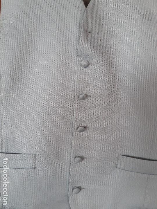 Antig&uuml;edades: CHAQU&Eacute; COMPLETO: CHAQU&Eacute;, PANTAL&Oacute;N, CHALECO Y CORBATA. - Foto 9