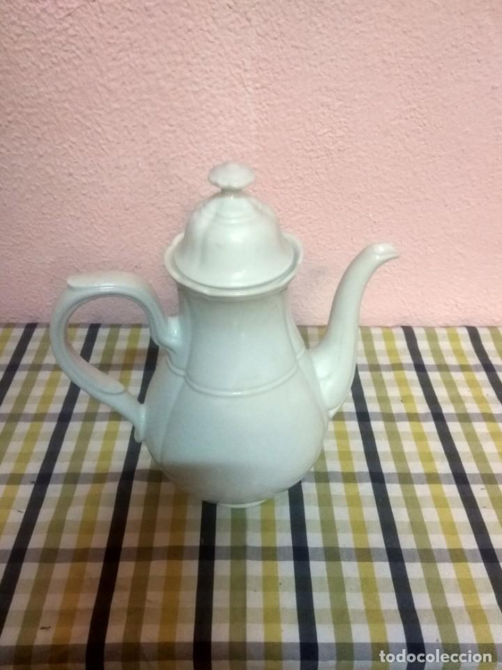 Antig&uuml;edades: Jarr&oacute;n de porcelana - Foto 1