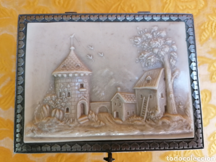 Antig&uuml;edades: CAJA JOYERO ANTIGUO CON RELIEVES - Foto 2