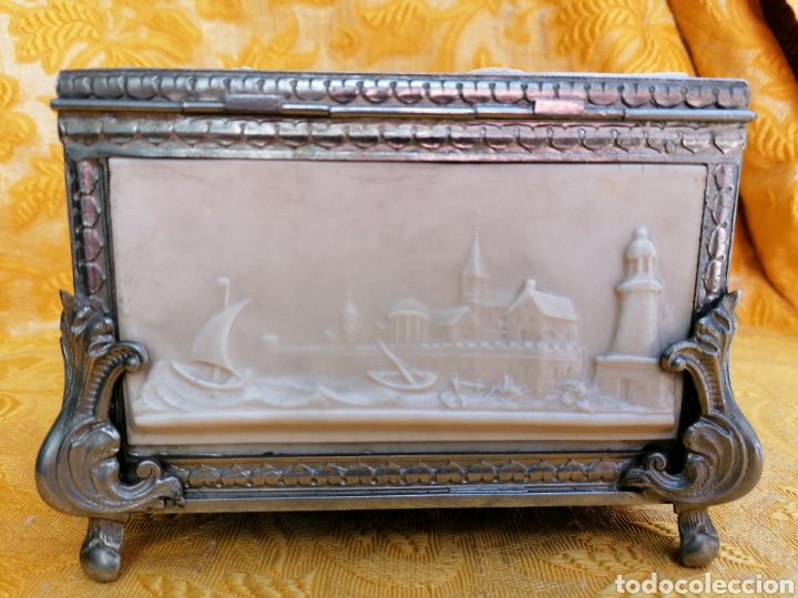 Antig&uuml;edades: CAJA JOYERO ANTIGUO CON RELIEVES - Foto 6