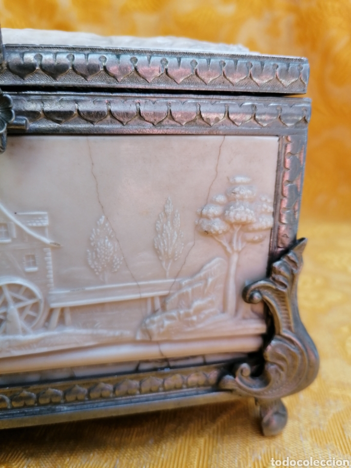 Antig&uuml;edades: CAJA JOYERO ANTIGUO CON RELIEVES - Foto 10