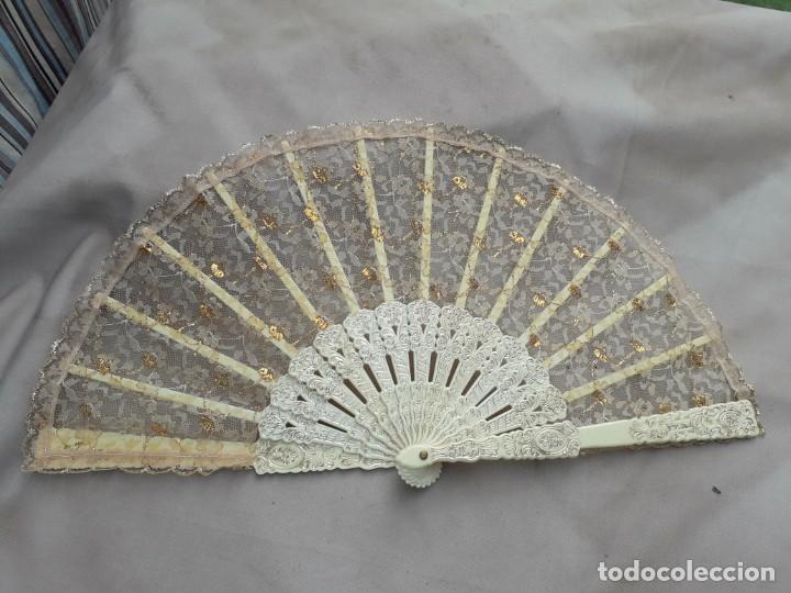Antig&uuml;edades: Abanico antiguo de puntilla - Foto 1