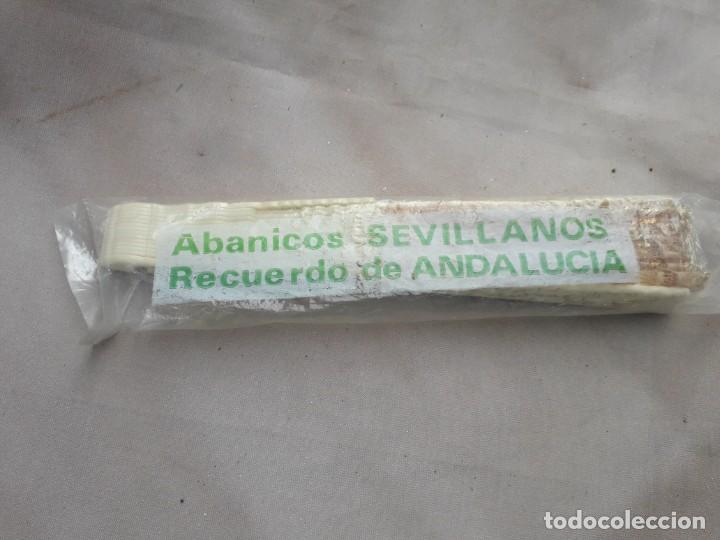 Antig&uuml;edades: Abanico antiguo de puntilla - Foto 2
