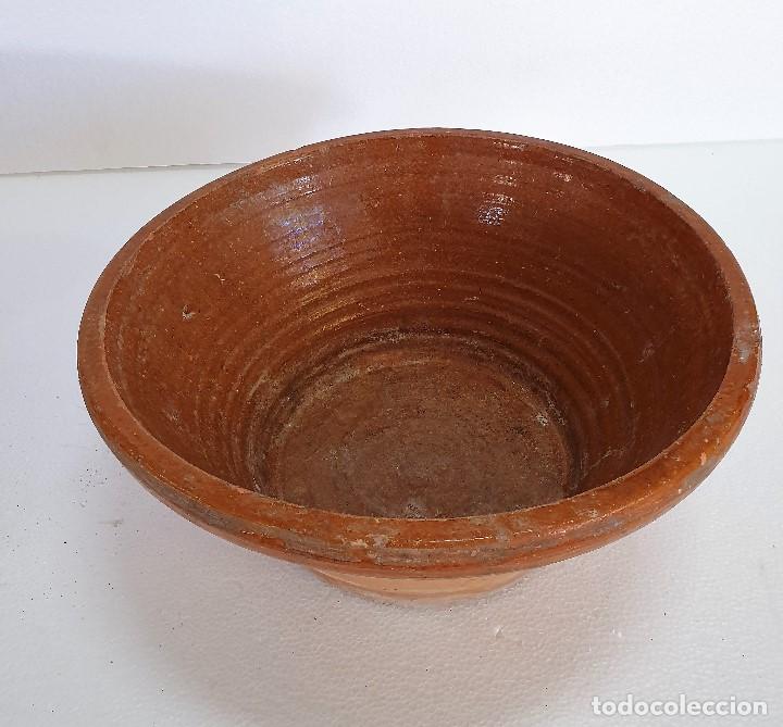 Antig&uuml;edades: ANTIGUO LEBRILLO DE BARRO - Foto 2