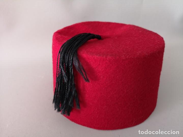 Antig&uuml;edades: GORRO DE HOMBRE DE TRAJE TRADICIONAL . - Foto 3