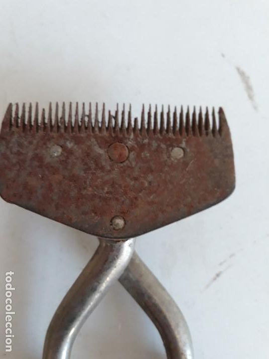Antig&uuml;edades: Cortadora de crines y rapar pelo de caballos. - Foto 4