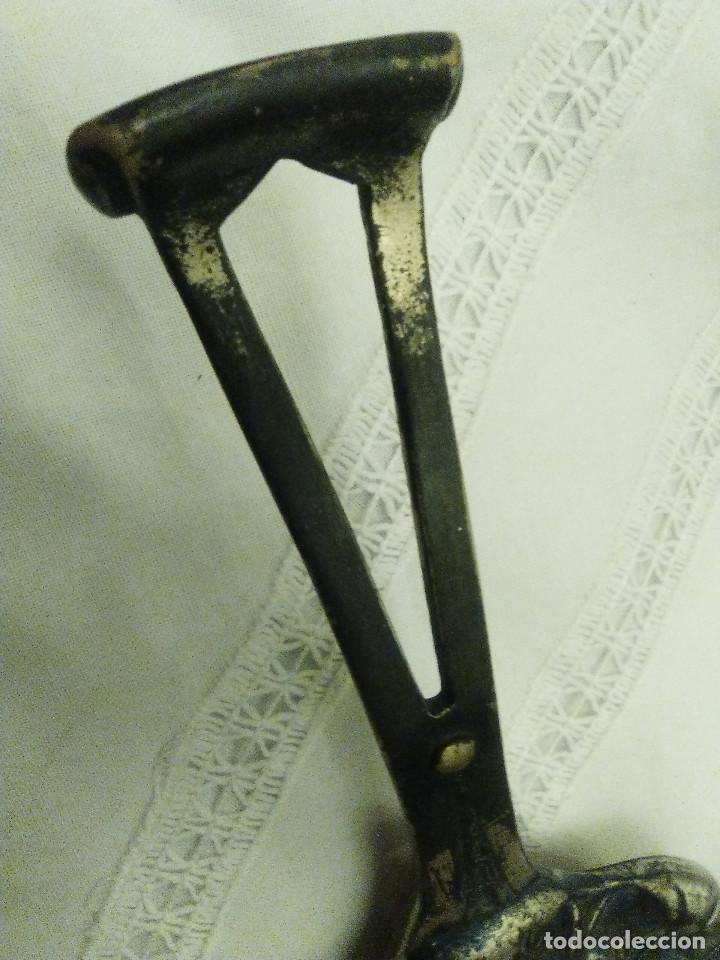 Antig&uuml;edades: ANTIGUA PALMATORIA SEGURAMENTE DE BRONCE - Foto 3