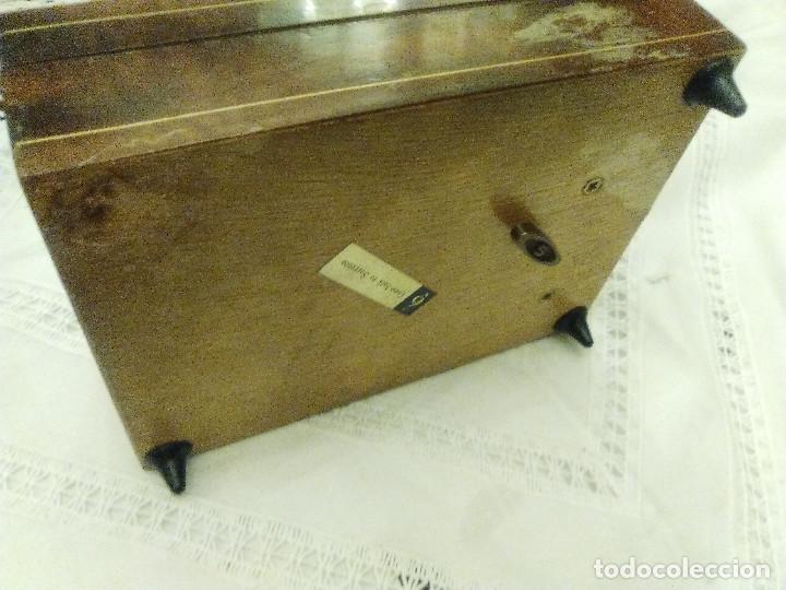 Antig&uuml;edades: CAJA O JOYERO MUSICAL DE MADERA - Foto 5