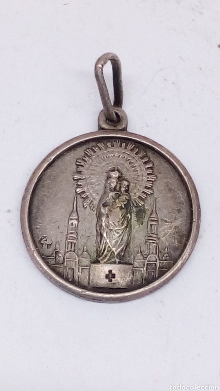 Antig&uuml;edades: Medalla religiosa de plata - Foto 1